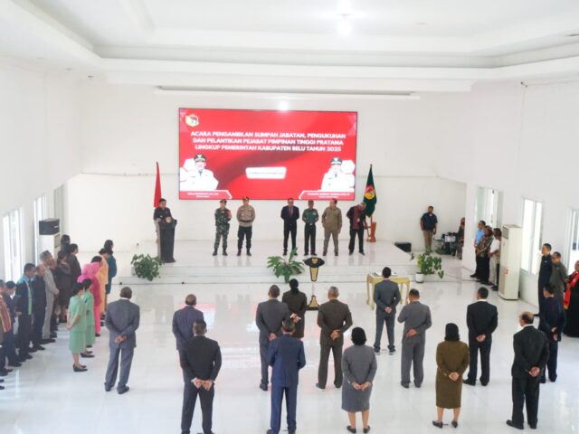 Babak Baru Pemerintahan Belu: Bupati Willybrodus Lay Lantik 14 Pejabat Eselon II, Tegaskan ‘Satu Irama’ Kinerja untuk Pelayanan Publik Berintegritas